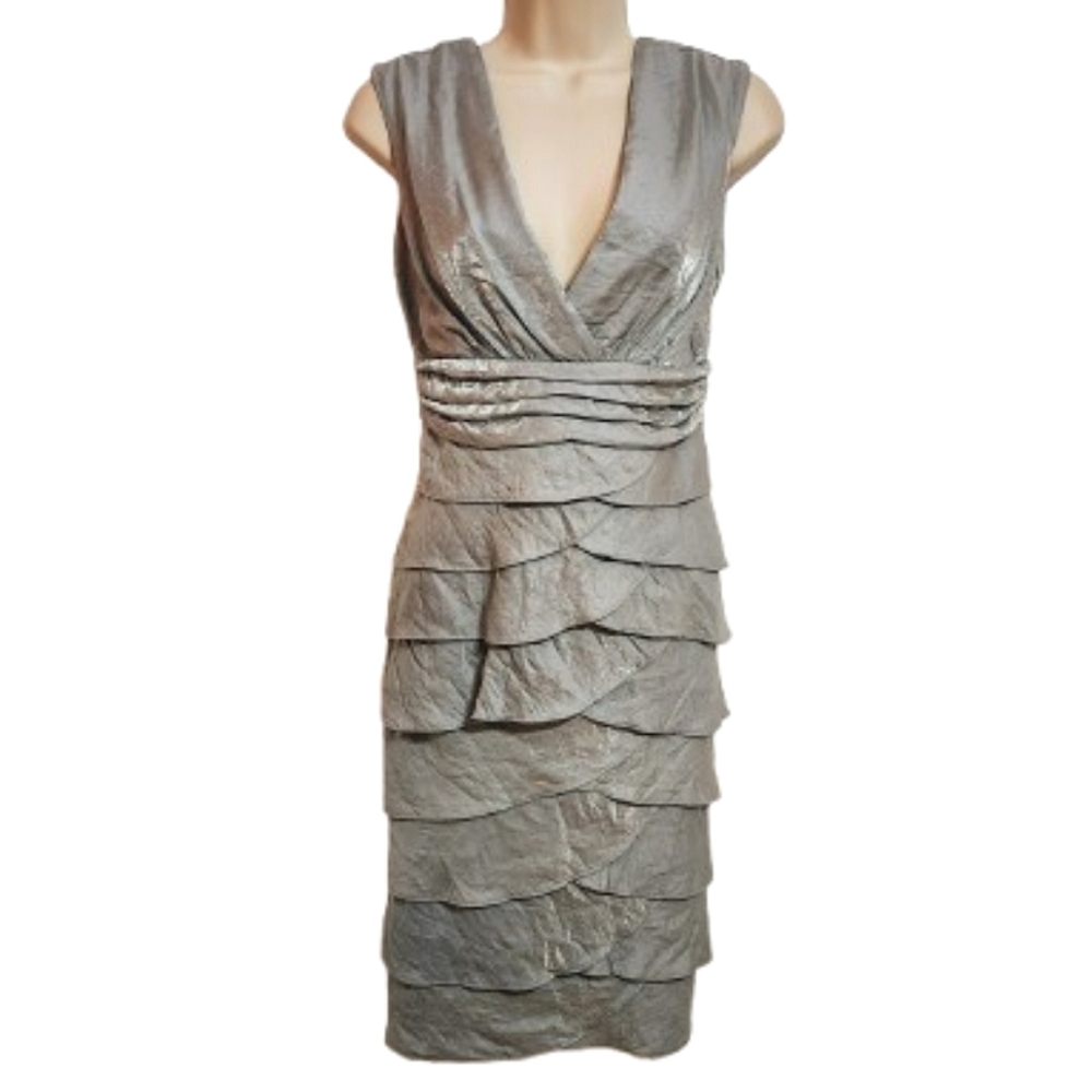Roulette Shimmer V Neck Cocktail Dress Grey Size 4